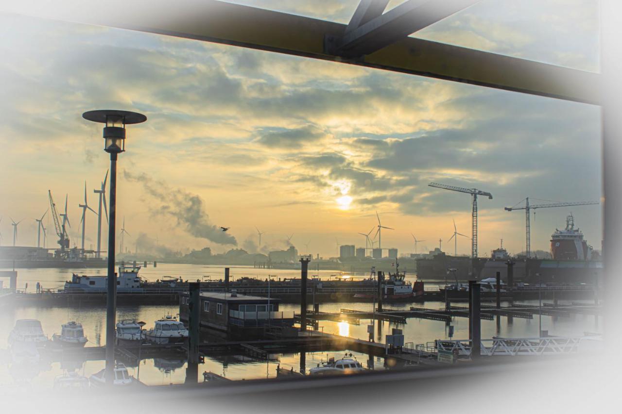 Hotel De Boegschroef Delfzijl Luaran gambar