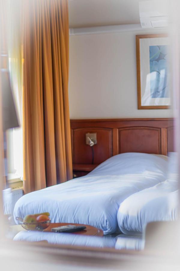 Hotel De Boegschroef Delfzijl Luaran gambar