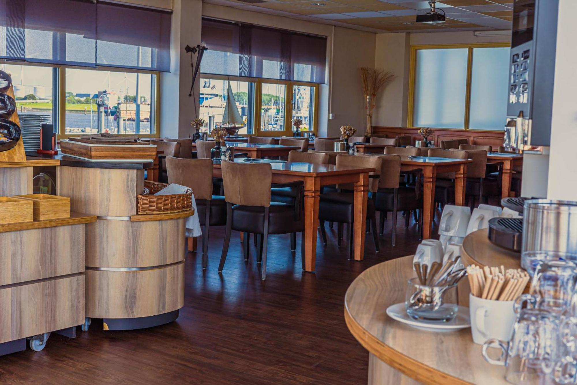 Hotel De Boegschroef Delfzijl Luaran gambar